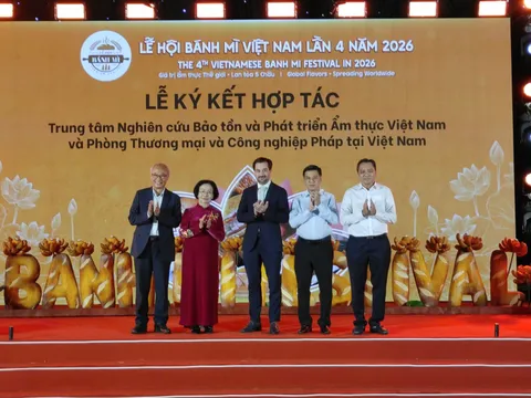 Nhộn nhịp Lễ hội Bánh mì Việt Nam 2026: Du khách xếp hàng dài, không khí sôi động ngay ngày khai mạc