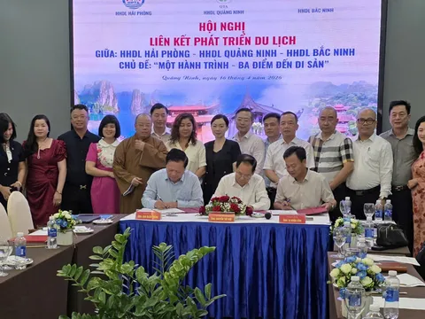 Du lịch tự thưởng: Hành trình thấu hiểu và khẳng định bản thân