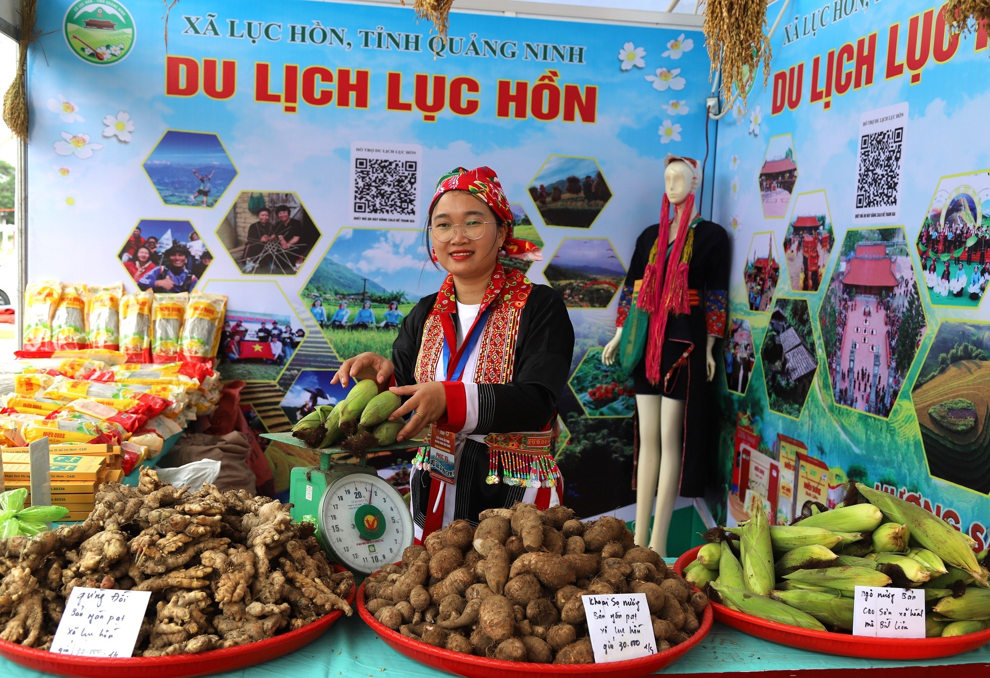 xa-bien-gioi-luc-hon-du-lich-phat-trien-gan-voi-van-hoa-am-thuc-cua-nguoi-thieu-so-reo-cao-1776267222.jpg