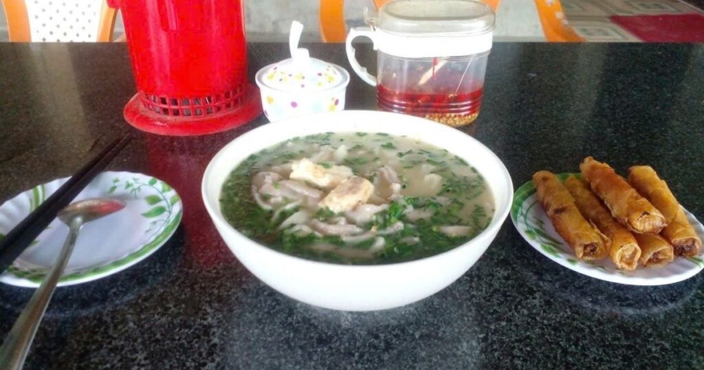 Khám phá món cháo canh đặc sản Ba Đồn Quảng Trị tinh túy ẩm thực miền biển