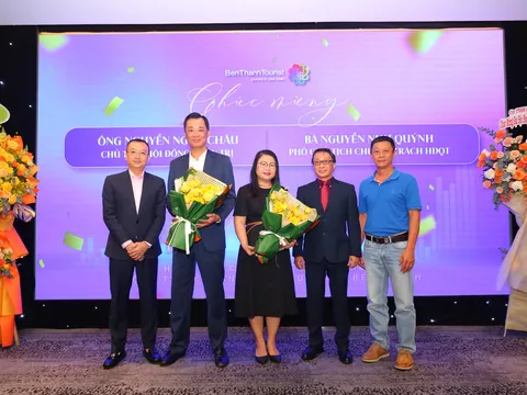 Khách quốc tế lập kỷ lục, Huế phục chế xong ngai vàng triều Nguyễn, Khánh Hòa dừng tour Bình Ba – Bình Hưng