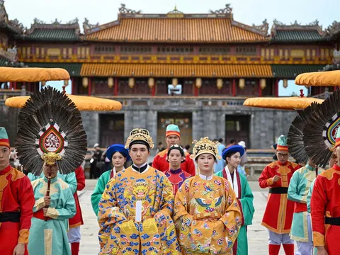 Biểu tượng khát vọng thống nhất và hòa bình