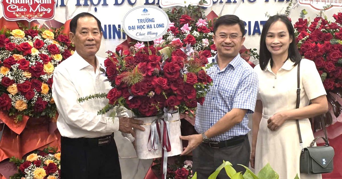 Quảng Ninh:Mốc son 66 năm Ngày truyền thống ngành Du lịch Việt Nam
