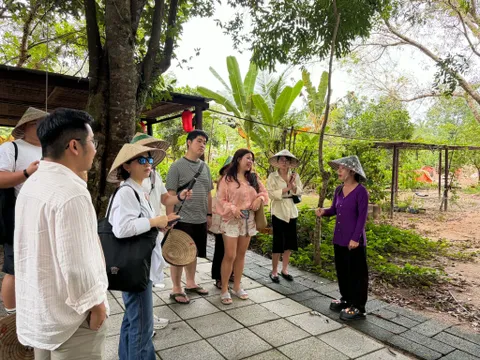 Du lịch Quảng Ninh chớp vận hội mới, đồng hành cùng doanh nghiệp phát triển