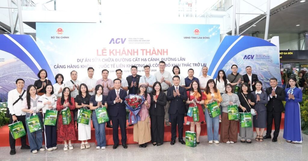 Lâm Đồng nồng nhiệt đón đoàn Famtrip, Presstrip trên chuyến bay đầu tiên trở lại Liên Khương