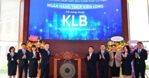 Cổ phiếu KienlongBank bị HoSE cắt margin có tác động gì đến nhà đầu tư và dịch vụ thẻ du lịch?