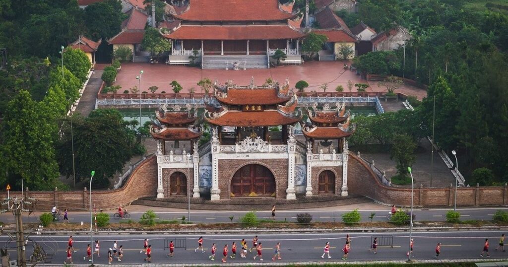 Đưa Marathon Quốc tế Hà Nội Techcombank trở thành một cách trải nghiệm thành phố