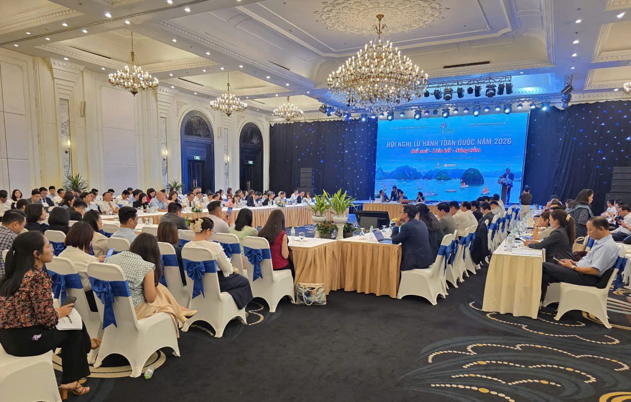 lu-hanh-1790260257.jpg