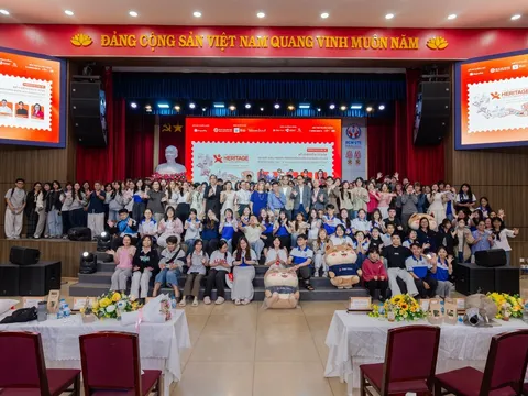 VĨNH HY – BẢN HÒA CA MỚI CỦA BIỂN XANH